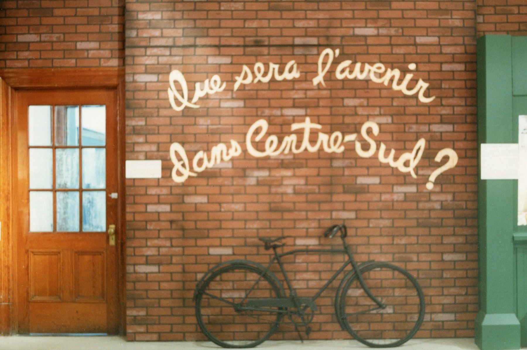 Première exposition permanente Voyage dans le Centre-Sud, 1987.